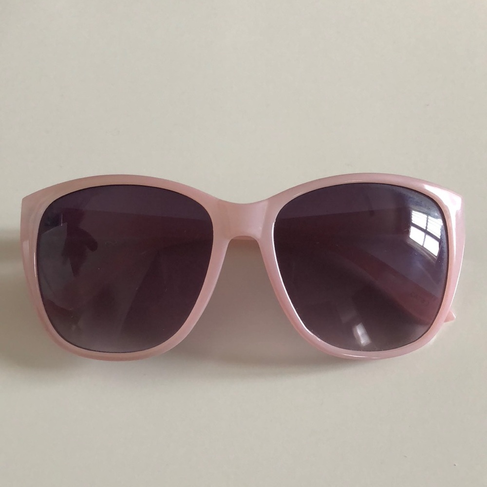 Light pink sunglasses